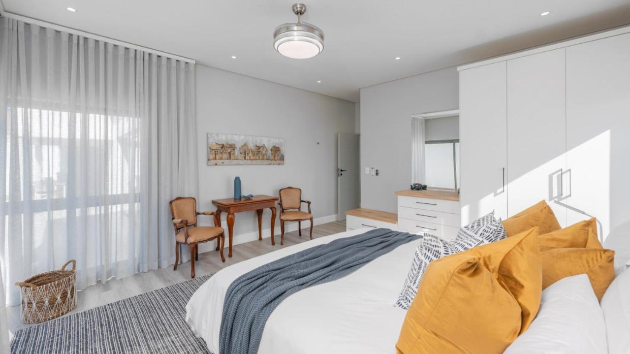 Cliff Haven Hotel Струисбай Екстериор снимка