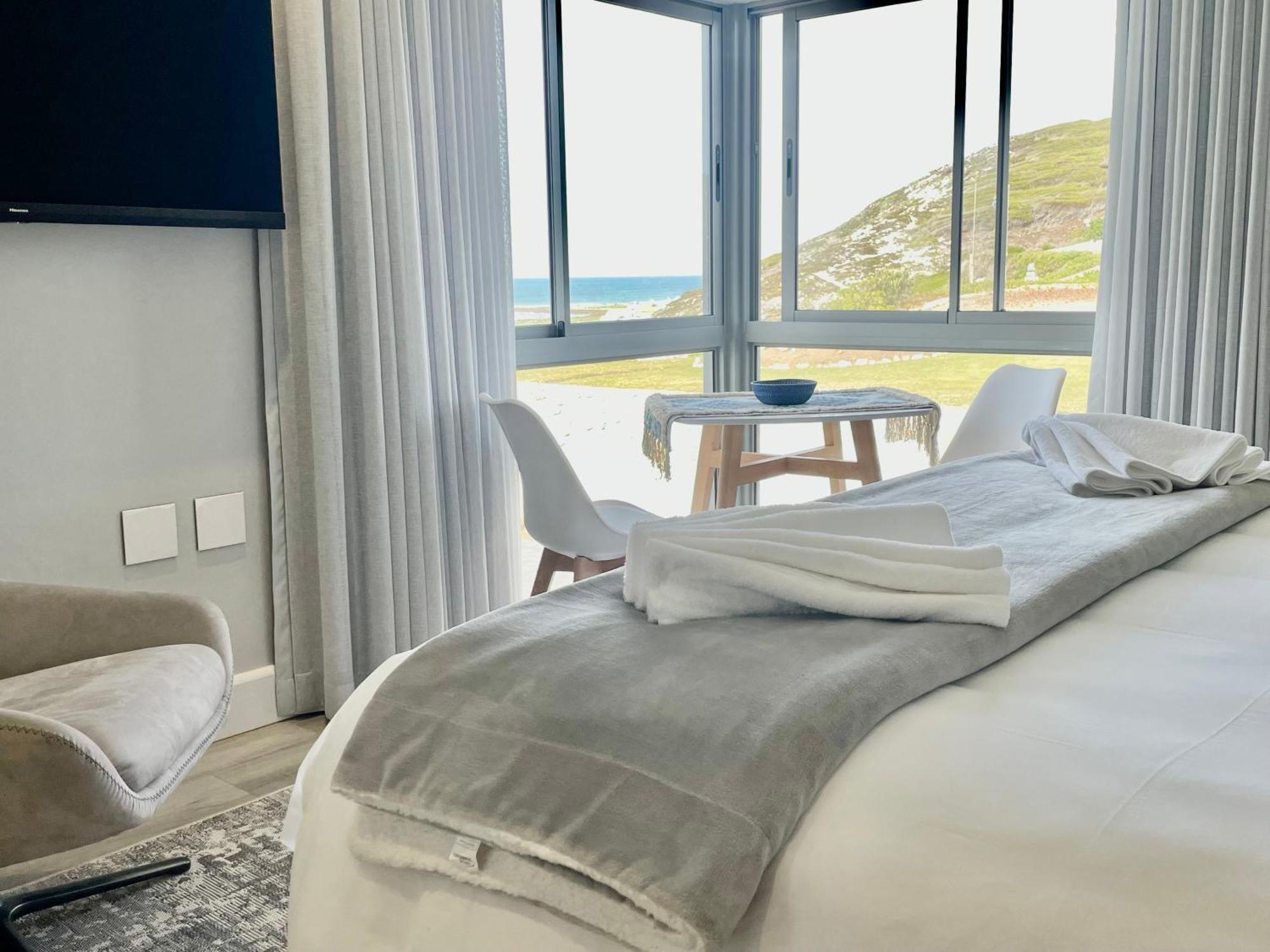 Cliff Haven Hotel Струисбай Стая снимка