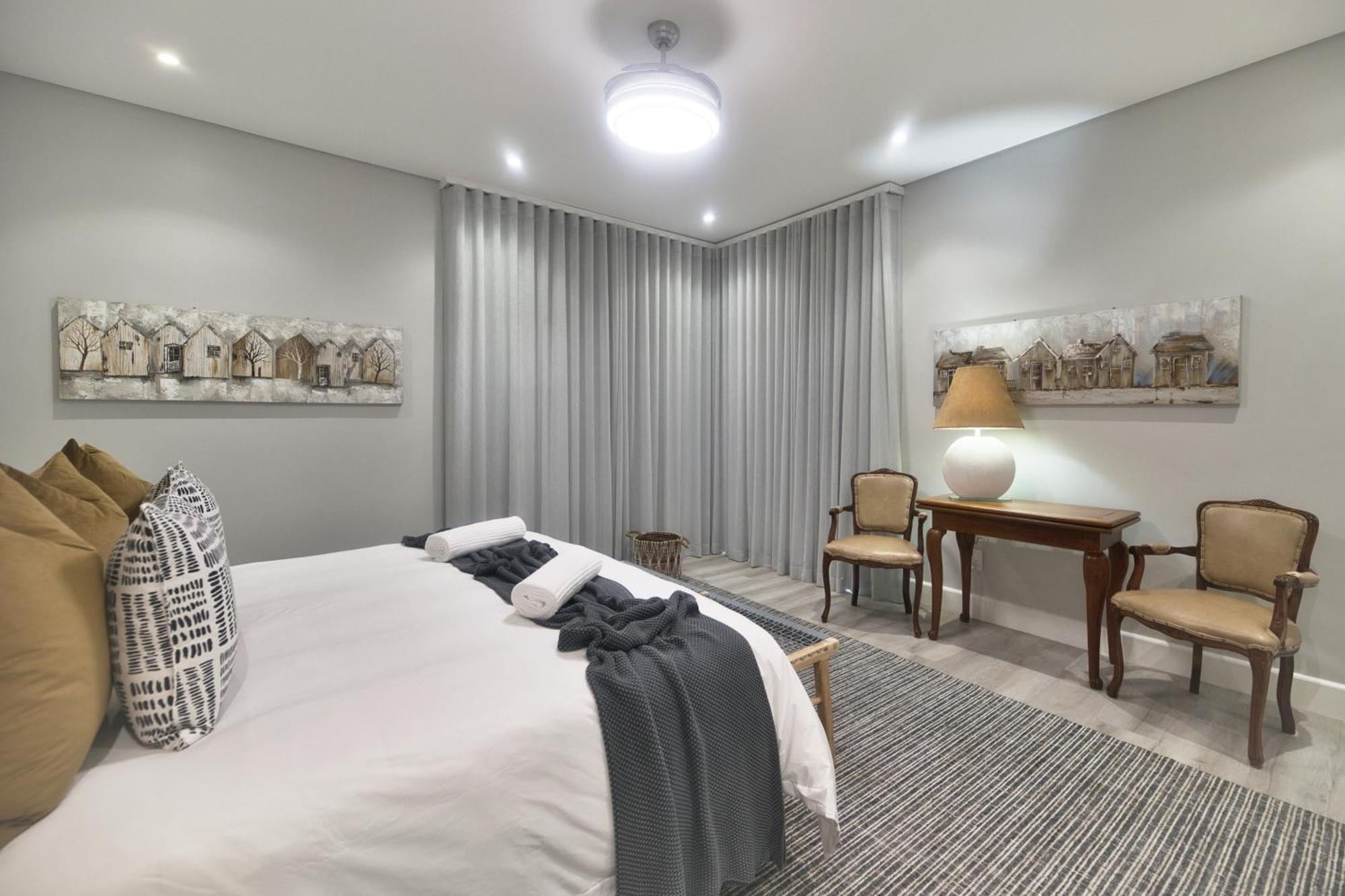 Cliff Haven Hotel Струисбай Стая снимка